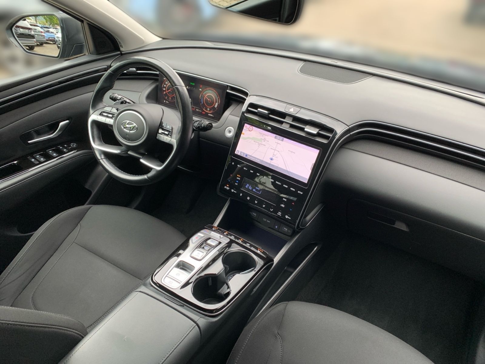 Fahrzeugabbildung Hyundai TUCSON 1.6 T-GDI Trend Plug-In Hybrid 4WD AHK As