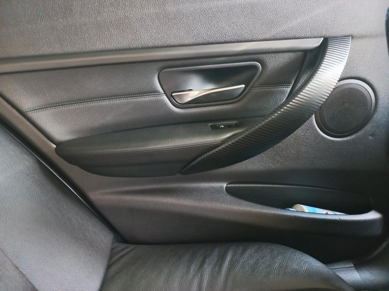 BMW 318 2013 — photo 5