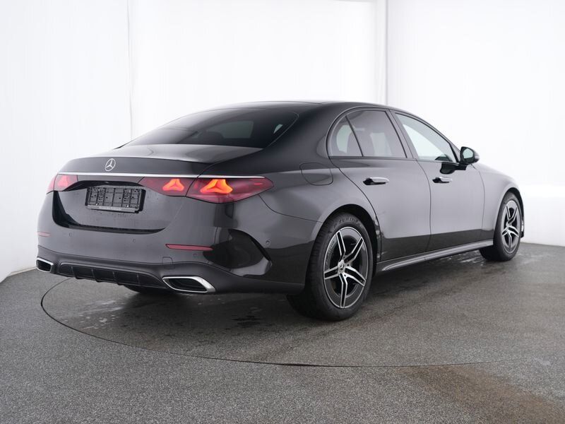 Mercedes-Benz E 220 d AMG ADVANCED NIGHT TWA MBUX APPLE/ANDROI foto 2