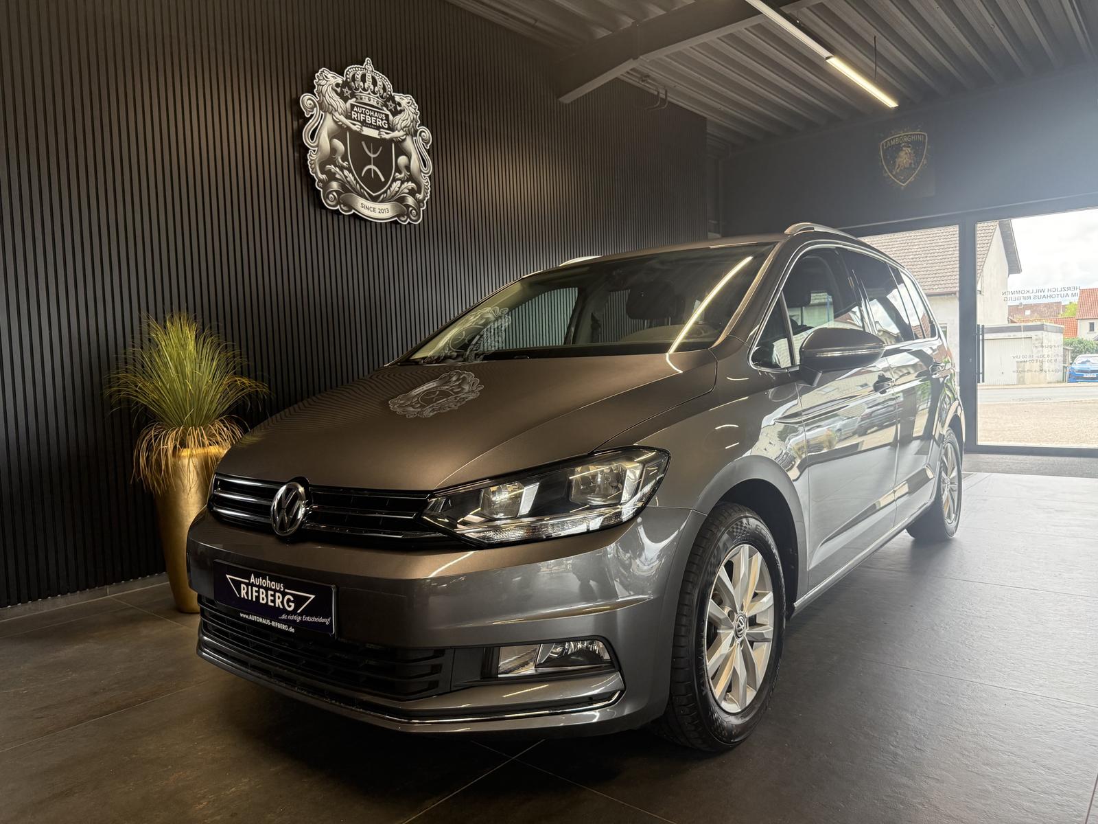 Volkswagen Touran 2.0 TDI Highline/7 SITZER/ACC/LED/ISOFIX