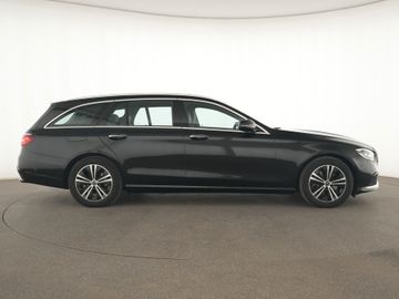 Mercedes E 220 - 5