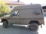 Mercedes-Benz G 230 Puch Schweizer Armee - Mercedes-Benz G 230 mit Anhängerkupplung