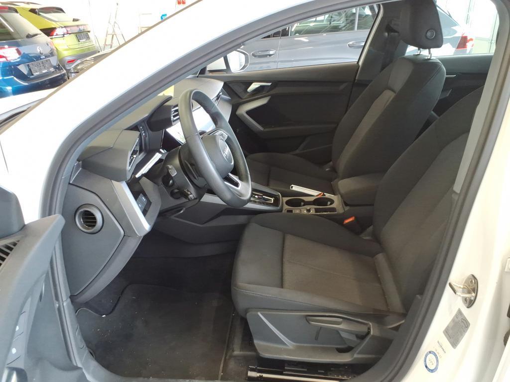 Audi A3 30 eTFSI S-Tronic CarPlay LED digiCockpit PDC, миниатюра 4