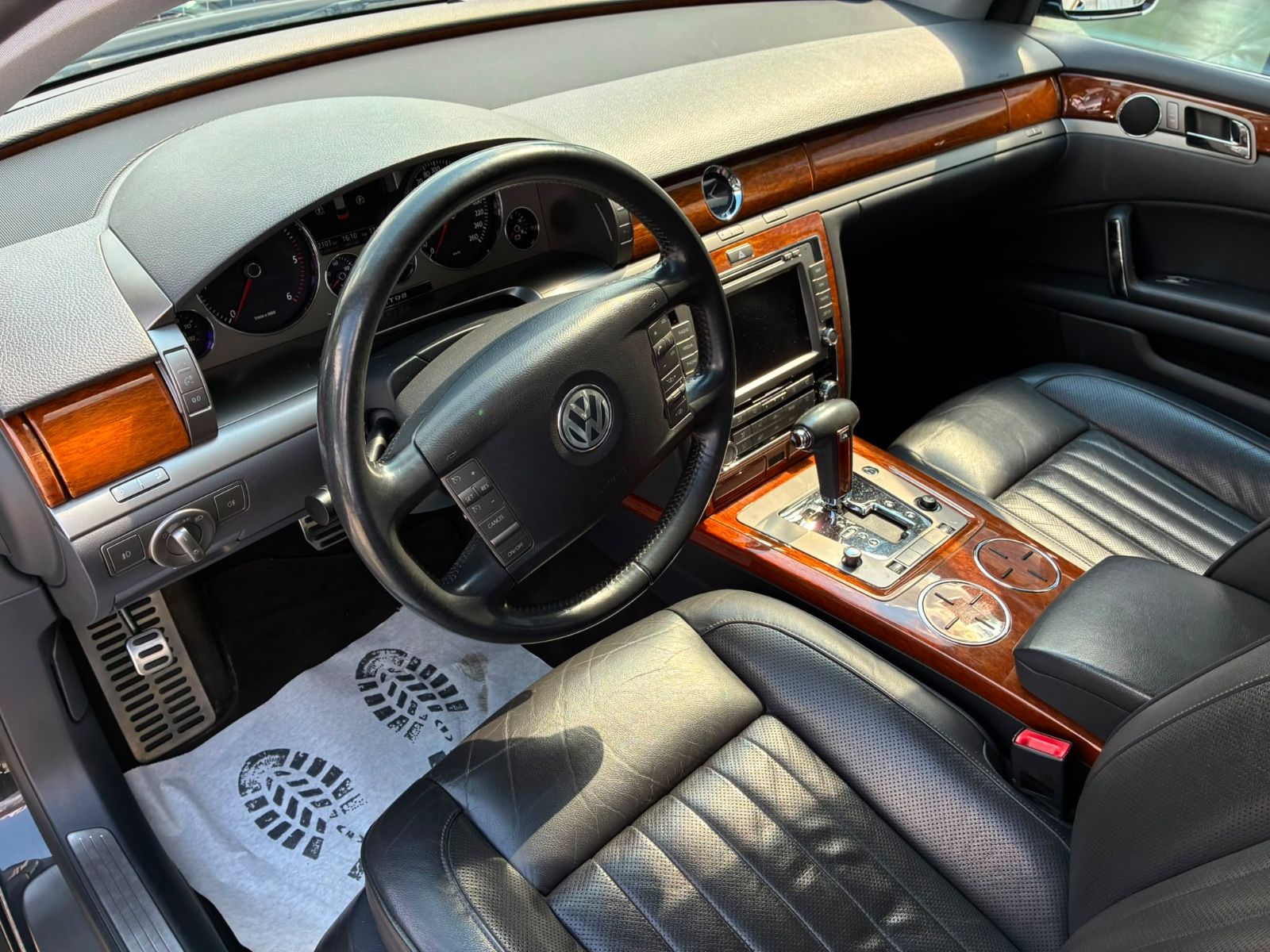 VW Phaeton Phaeton V6 TDI 5-Sitzer 4Motion*Pano*Navi*Temp*, Ansicht 16