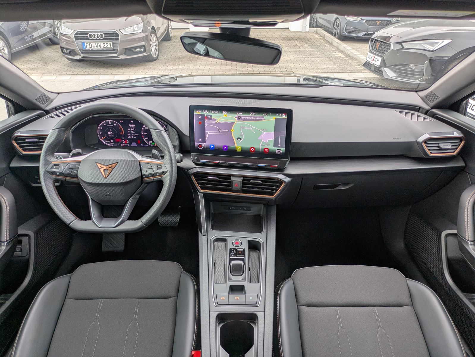 Fahrzeugabbildung CUPRA Leon 1.5 eTSI DSG MATRIX-LED*ACC*AHK*KAMERA*18"