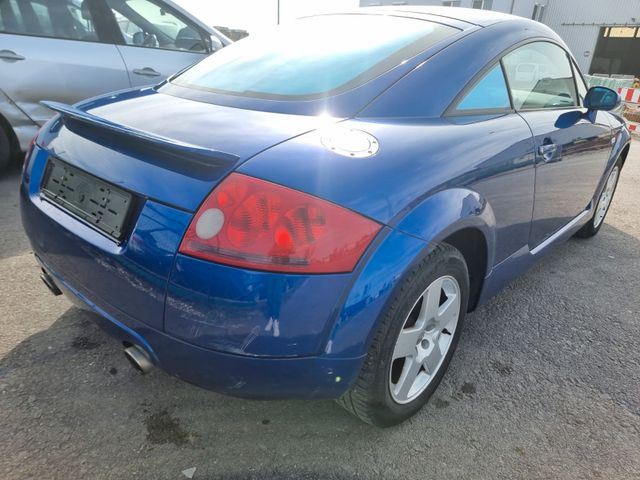 Audi TT Coupe 1.8T quattro 132 kW Bose