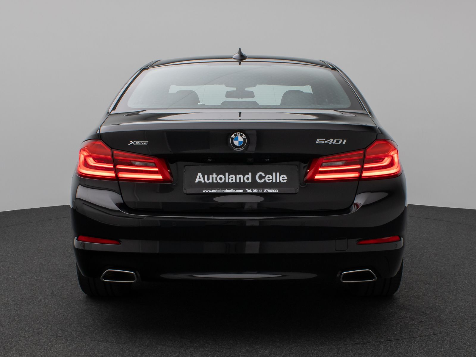 Fahrzeugabbildung BMW 540i xD Glasdach 360°HUD HiFi Stop&Go LED 20Zoll