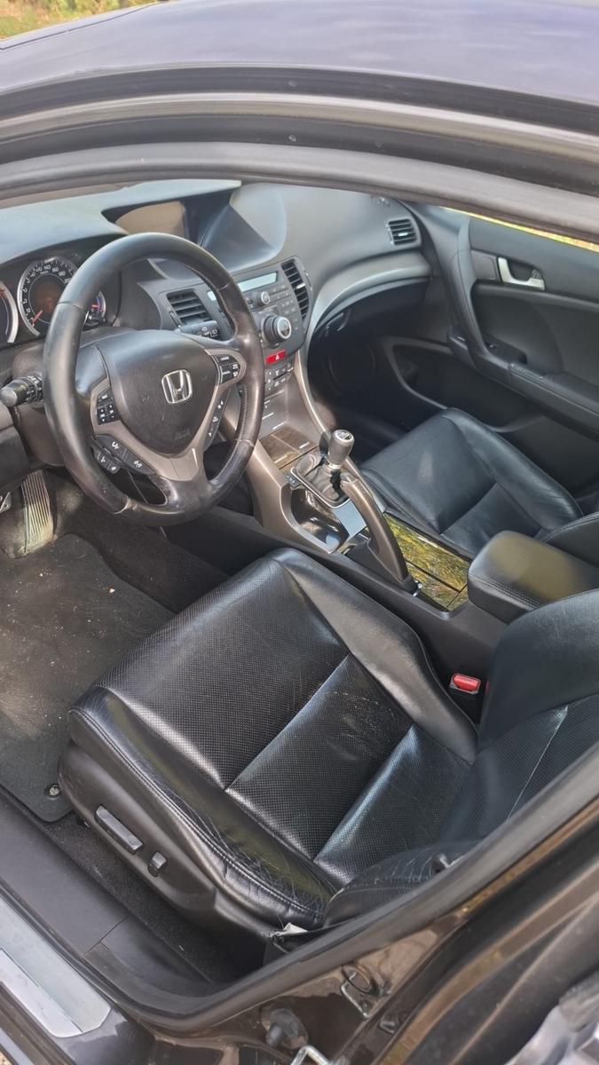 Honda Accord 2009 — photo 9