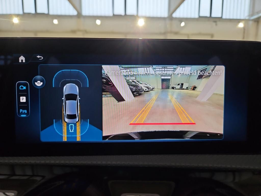 Fahrzeugabbildung Mercedes-Benz A 180 AMG Night Pano SDHZ LED Sound KeyLess KAM