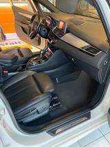 BMW 2 Active Tourer ,M-Paket,.xDrive,LED,Vollleder - BMW 220 Active Tourer in München