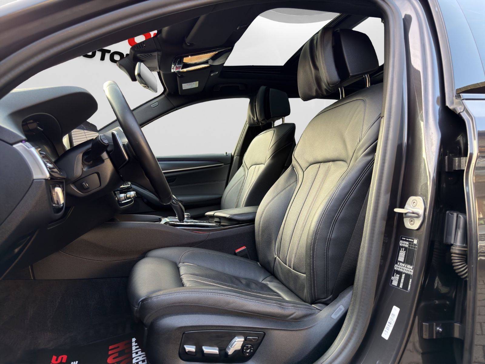 BMW 530 d M Sport AHK+PANO+STDHZG+DRIV.PROF+KOMFORTS foto 10