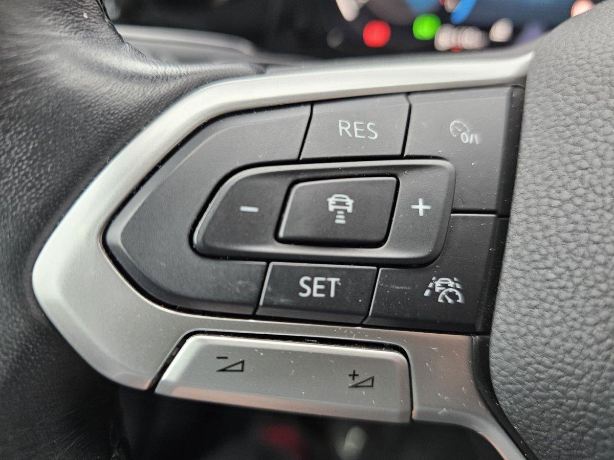 Volkswagen Golf VIII Variant 2.0 TDI Life Automatik AHK ACC, миниатюра 14