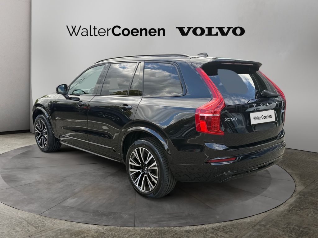 VOLVO XC90 T8 AWD Plug-in Hybrid Plus Dark AHK semi el VOLVO XC90 T8 AWD Plug-in Hybrid Plus Dark AHK semi el
