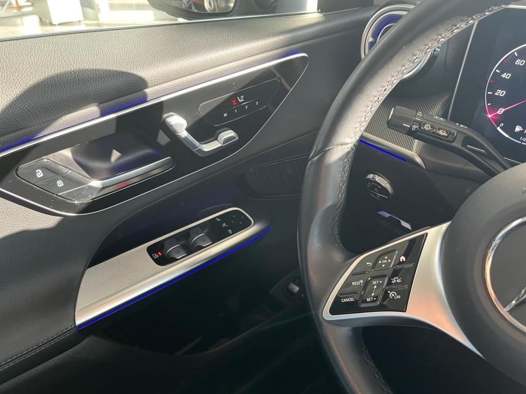 Fahrzeugabbildung Mercedes-Benz GLC 300 e 4M Avantgarde ACC AHK Totwi. Memo.