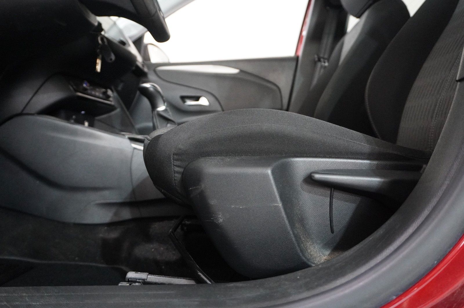 Fahrzeugabbildung Opel Corsa F 1.2T EDITION NAVI/KAMERA/SPORT/DAB+