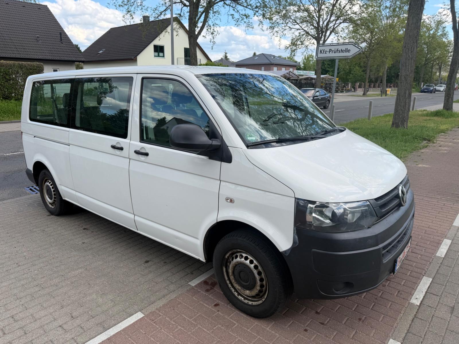 Volkswagen T5 TDI Caravelle Klima 8Sitzer 9Sitzer - Lang