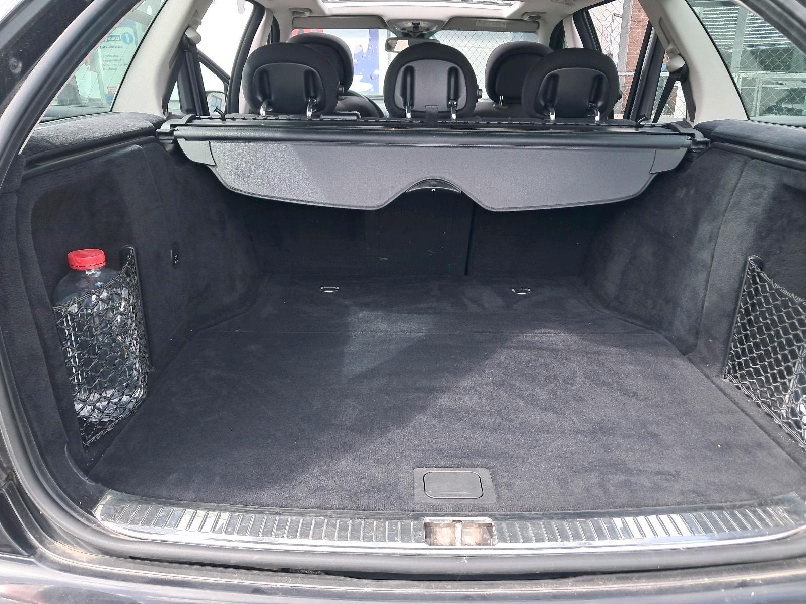 Mercedes-Benz C180 2007 — rear view