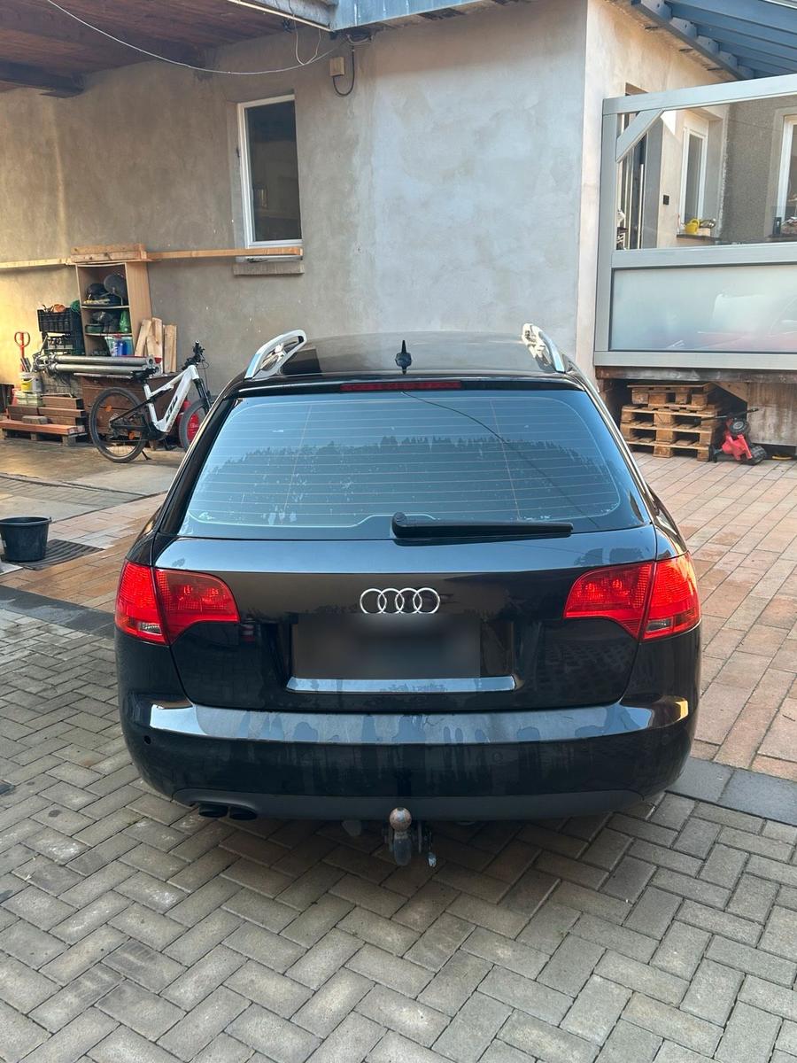 Audi A4 2007 — engine 170 HP (125kW)