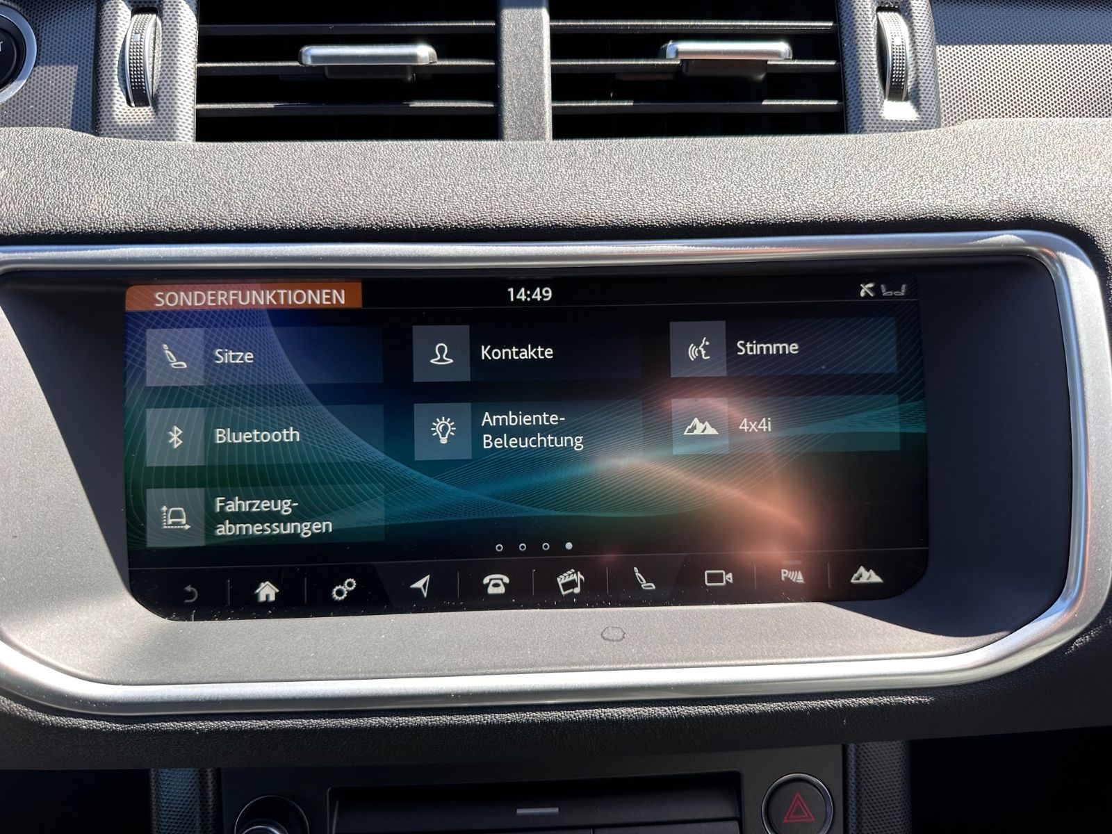 Fahrzeugabbildung Land Rover Range Rover Evoque 230 SD4 HSE Dynamic AHK/SOUND