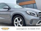 Mercedes-Benz GLA 180 Sitzheizung Klimaanlage