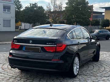 BMW 530 Gran Turismo - 7