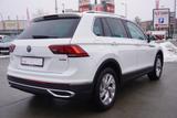Volkswagen Tiguan 2.0 TSI Elegance 4Motion DSG LED Navi ACC - Volkswagen Tiguan: 5 Türen
