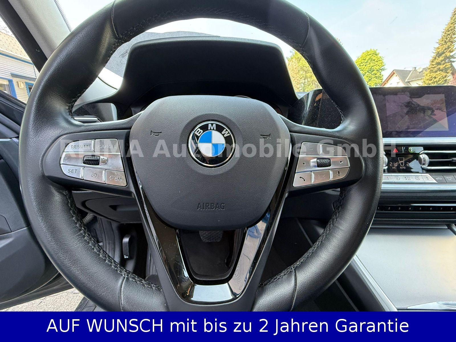 Fahrzeugabbildung BMW 330d  Touring xDrive Sport Line, LED