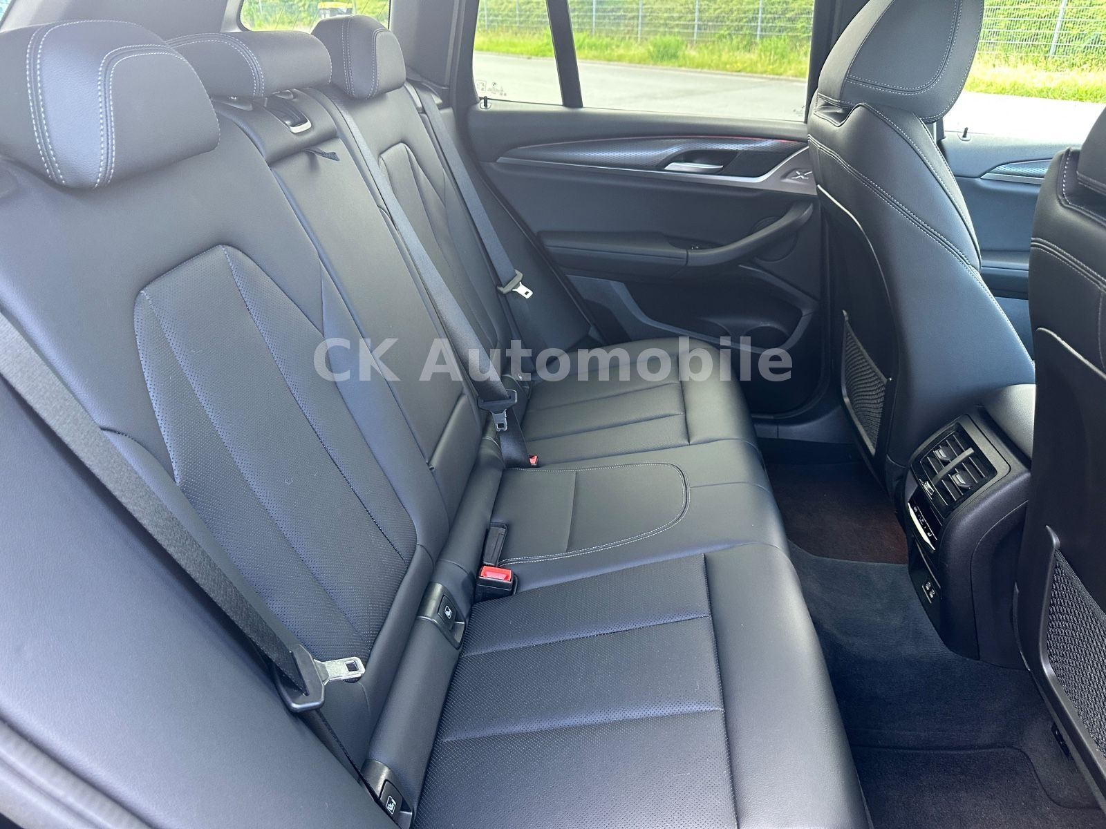 Fahrzeugabbildung BMW X3 xDrive 20 d M Sport/Live Cockpit/Kamera/LED