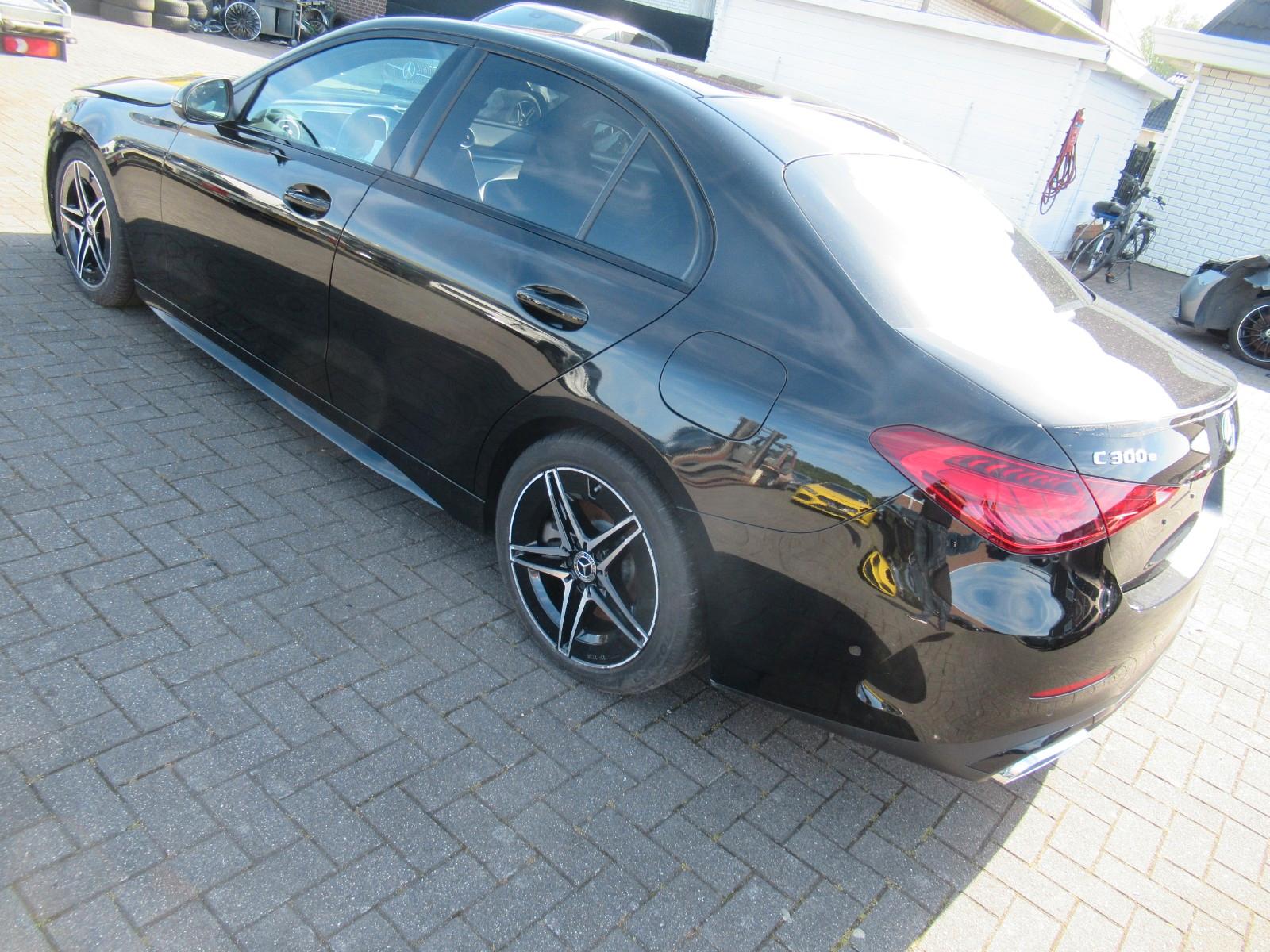 Mercedes-Benz C 300e Aut. AMG-LINE NightPack Leder Navi Cam...