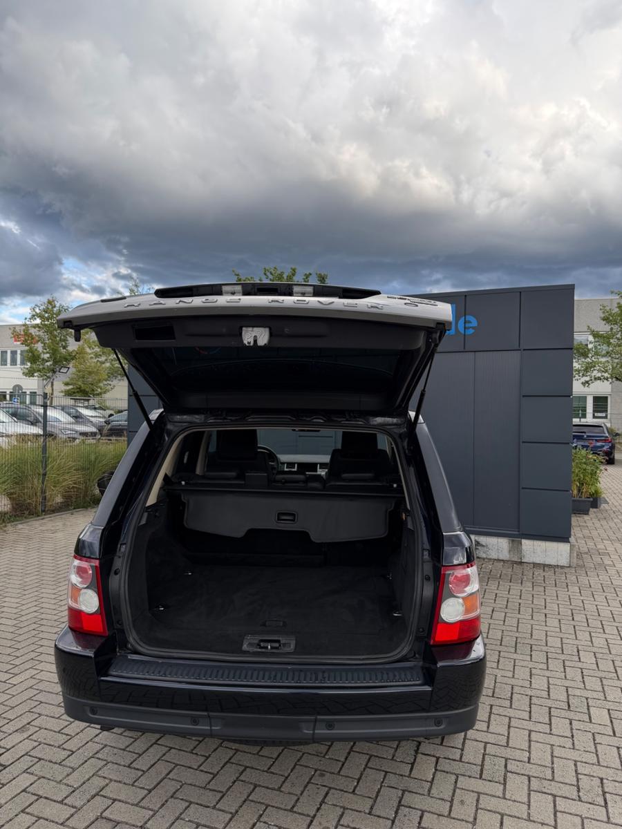 Land Rover Range Rover Sport TDV8 3.6 Edition 60 Years | 272 ch | BVA | Cuir | GPS | Toit ouvrant | Suspension pneumatique | Sièges chauffants