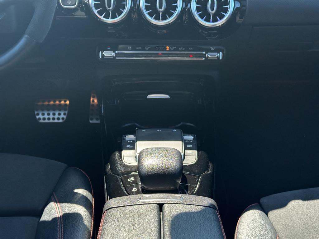 Mercedes-Benz CLA 35 AMG