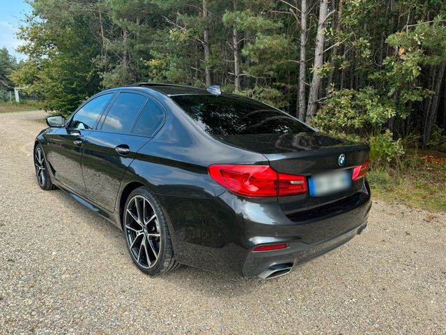 BMW G30 530D M Packet