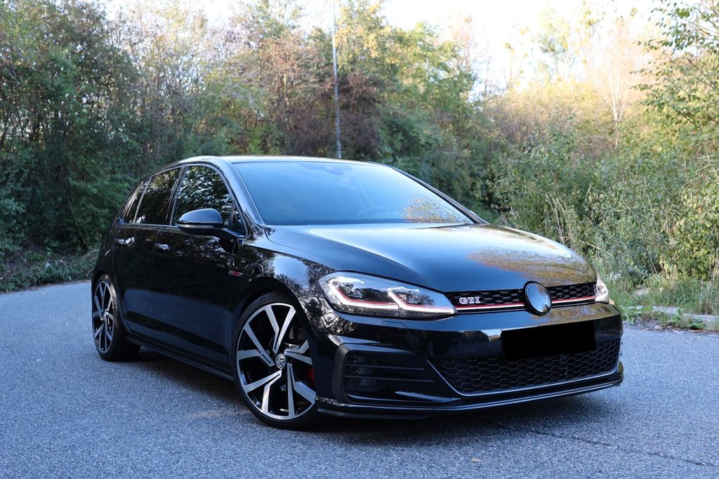 Image of Volkswagen Golf
