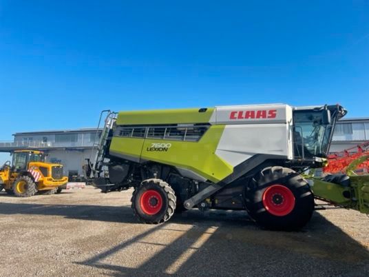 Claas Lexion 7600 V Kanal Cemos Automatic BJ 2022,321h