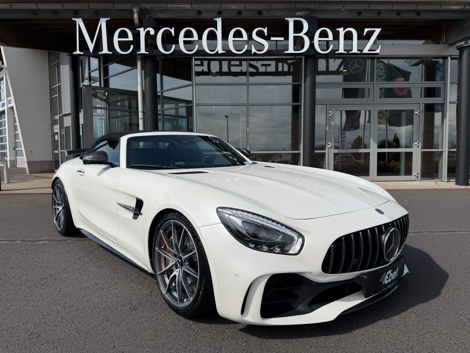 Fahrzeugabbildung Mercedes-Benz AMG GT C Roadster+GTR+Umbau+Keramik+Distr+RFK