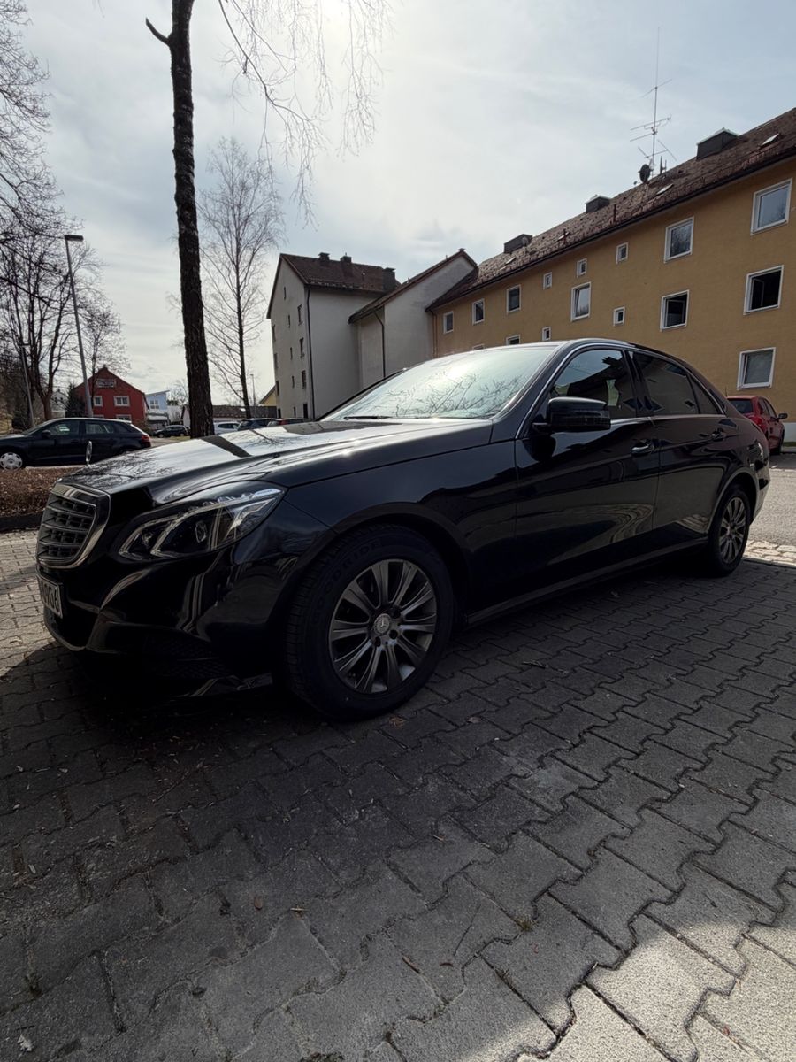 MERCEDES-BENZ Mercedes-Benz E 220 BT Edition Standh PTS LED Mu