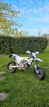 Husqvarna 701 SM - HUSQVARNA SM
