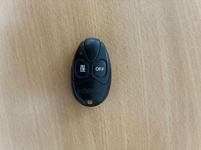 Fahrzeugabbildung Ford Focus 2,0 EcoBlue Turnier >AHK/Standheiz/PANO