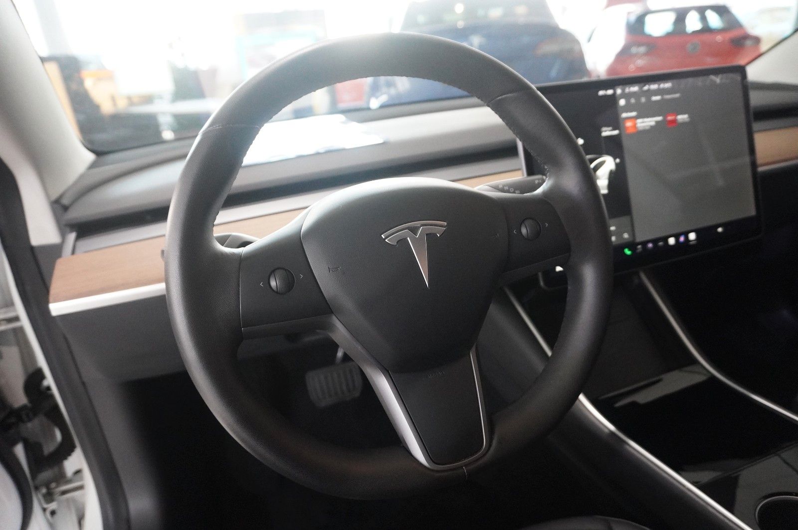 Fahrzeugabbildung Tesla Model 3 LONGRANGE DUAL-MOTOR NAVI/KAMERA/SH/PANO