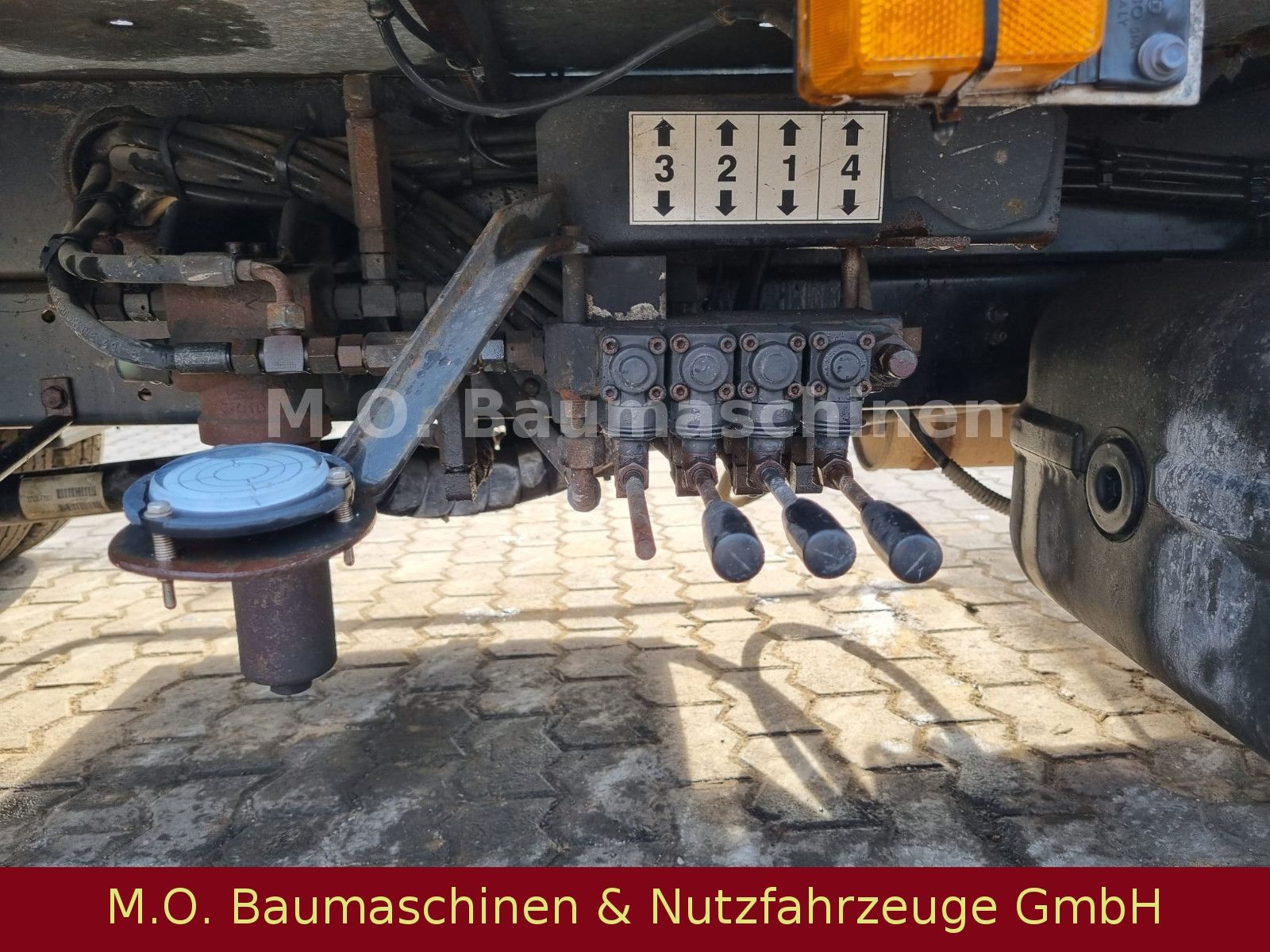 Fahrzeugabbildung Nissan Capstar  Multititel 180 Alu /  18 m