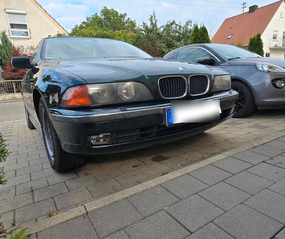 BMW e39 523i TÜV Neu, Kat Neu, Bremskraftv...