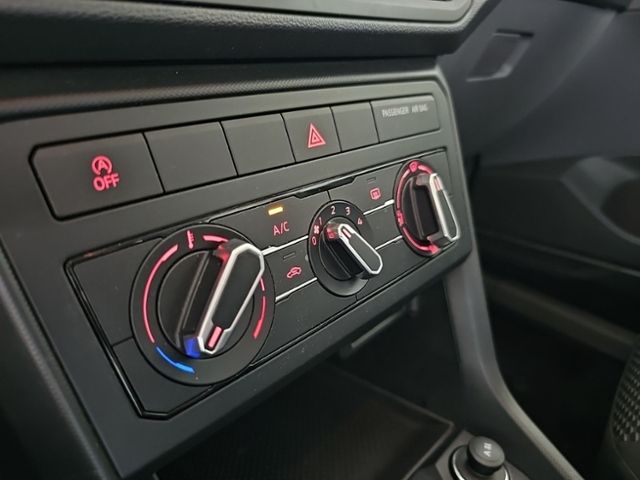 Fahrzeugabbildung Volkswagen T-Cross 1.0 TSI KLIMA APP NS SIDE ASSIST RADIO S