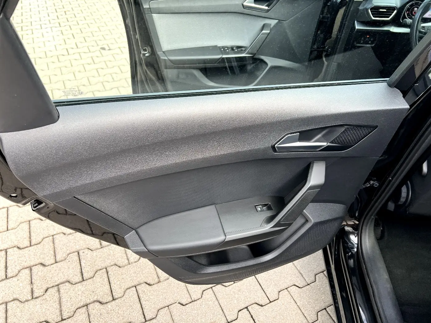 SEAT Leon Sportstourer 2.0 TDI Style *LED Navi Park*, миниатюра 11