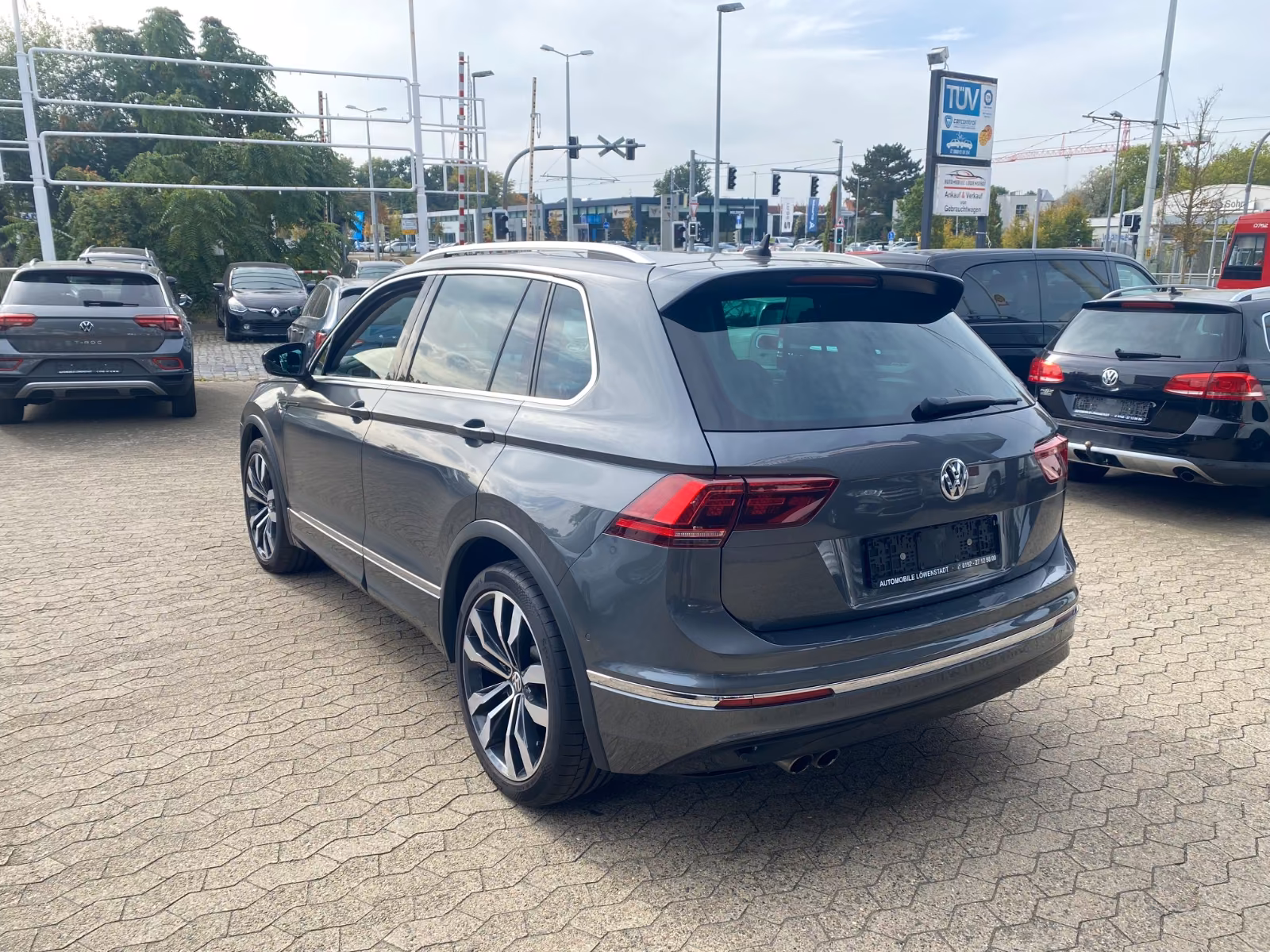 Volkswagen Tiguan Highline 4Motion*DSG*R-Line*