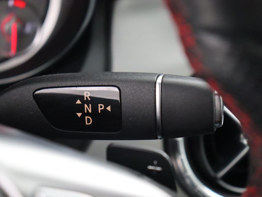 Mercedes-Benz CLA 200 Ambition Motorproblem AMG Styling panora
