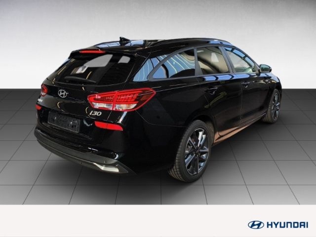 Fahrzeugabbildung Hyundai i30 FL Kombi MY25 1.5 T-GDI 140 PS DCT Advantage