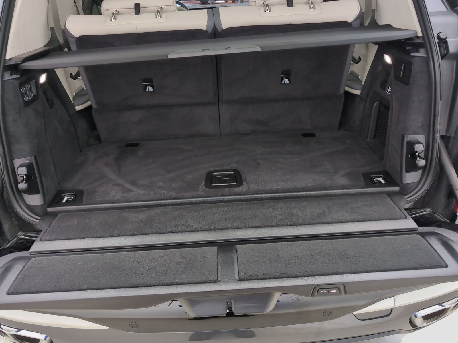 BMW X7 M60 - Bild 15