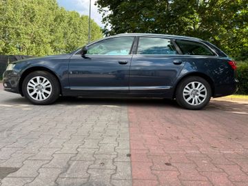 Audi A6 - 4