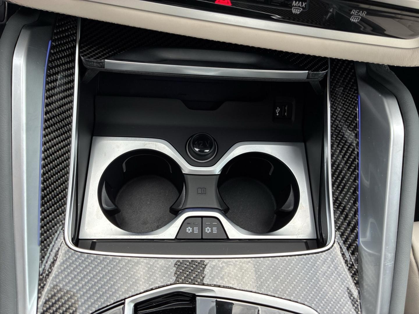 BMW X6 M60 xDrive M Sportpaket Pro HuD AHK Carbon   