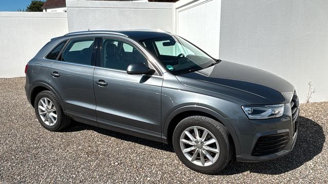 AUDI Q3 sport quattro Automatik schwenk.AHK nur110tkm